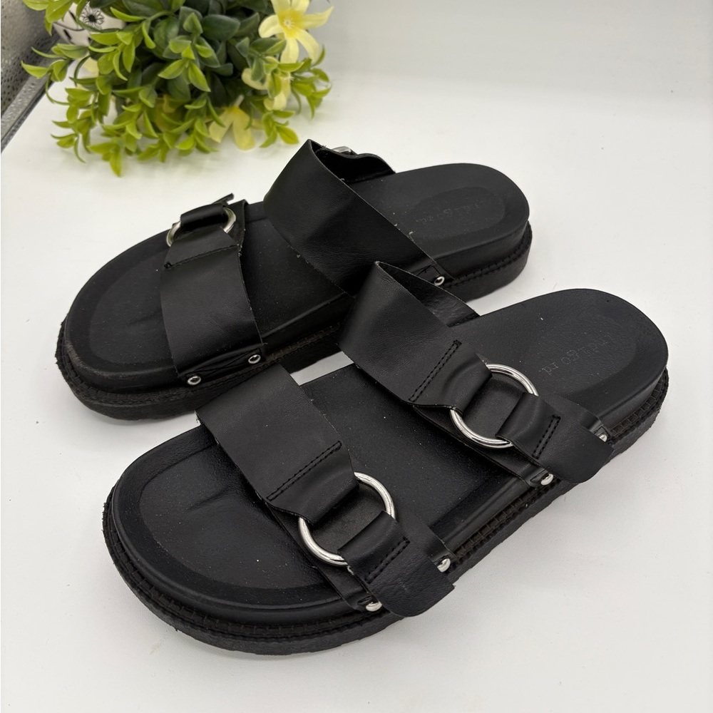 Indigo Road Black Sandals Size 7 1/2